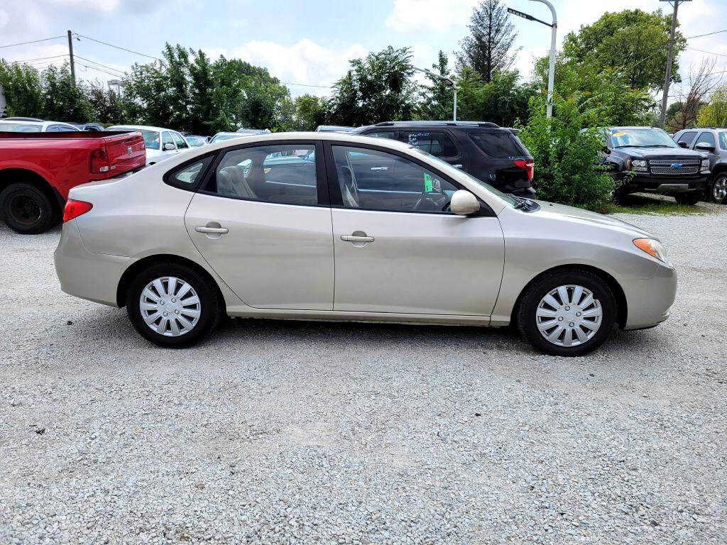 Used 2008 Hyundai Elantra GLS image 2