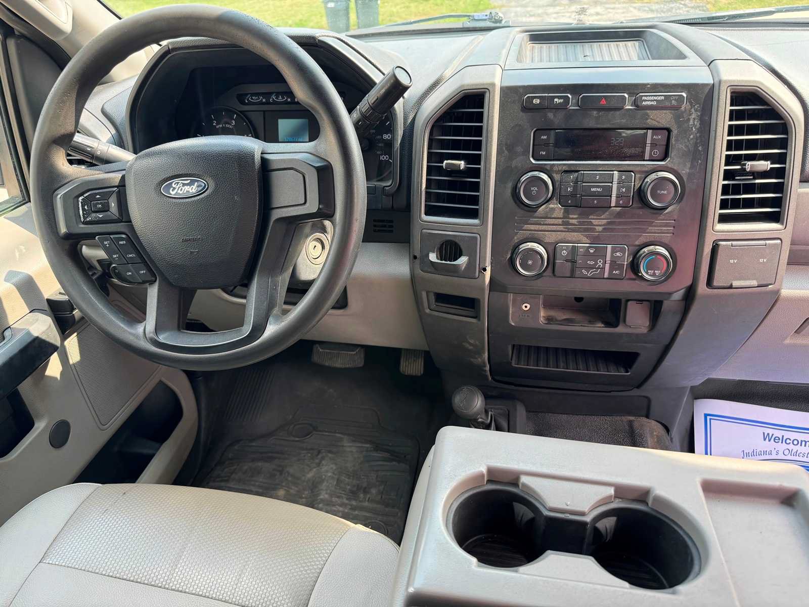 Used 2017 Ford F550 4x4 Regular Cab Super Duty image 6
