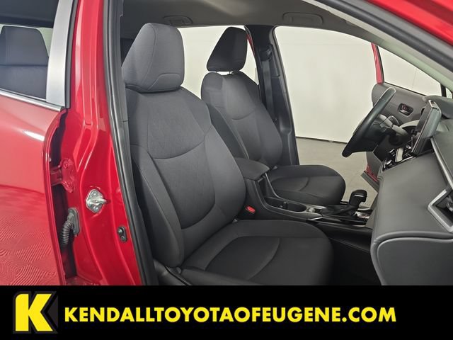 Used 2024 Toyota Corolla Cross LE AWD/4WD image 30