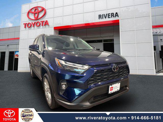Certified 2022 Toyota RAV4 XLE Premium AWD/4WD image 2