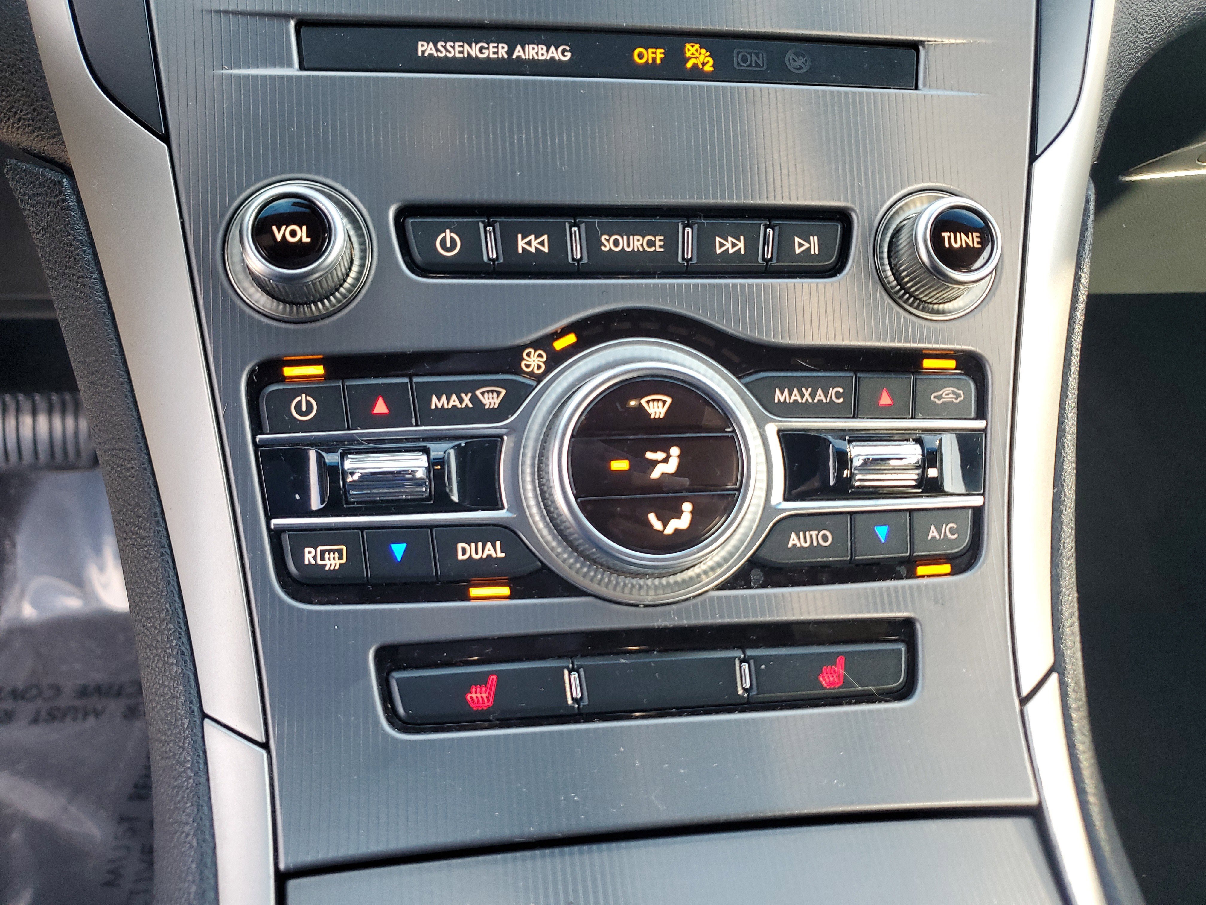 Used 2020 Lincoln MKZ image 23