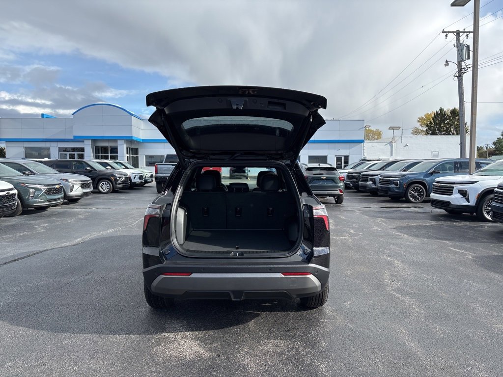 New 2026 Chevrolet Equinox LT w/ Convenience Package II image 6