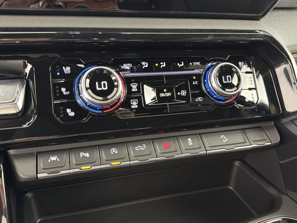 New 2026 GMC Sierra 1500 AT4 w/ AT4 Premium Package image 31