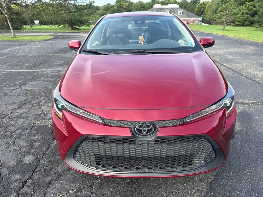 Used 2022 Toyota Corolla LE w/ LE Convenience Package FWD image 2