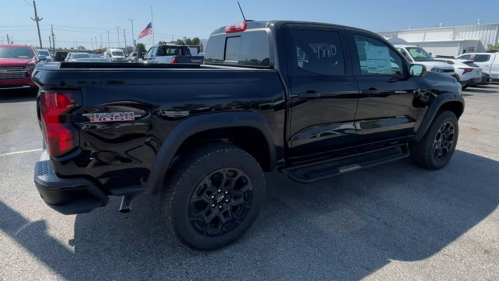 New 2026 Chevrolet Colorado Trail Boss AWD/4WD image 2