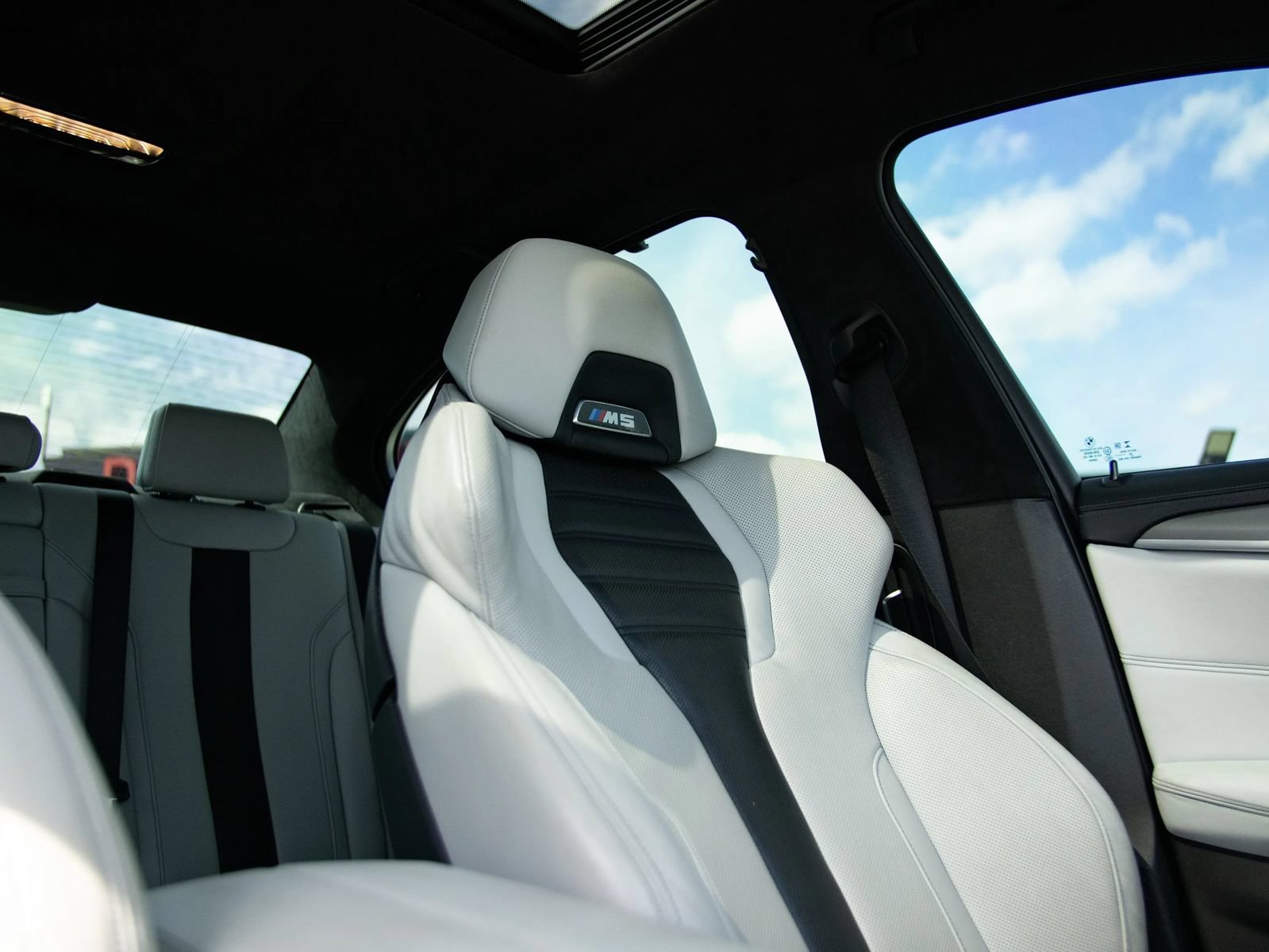 Used 2021 BMW M5 w/ Executive Package AWD/4WD image 33