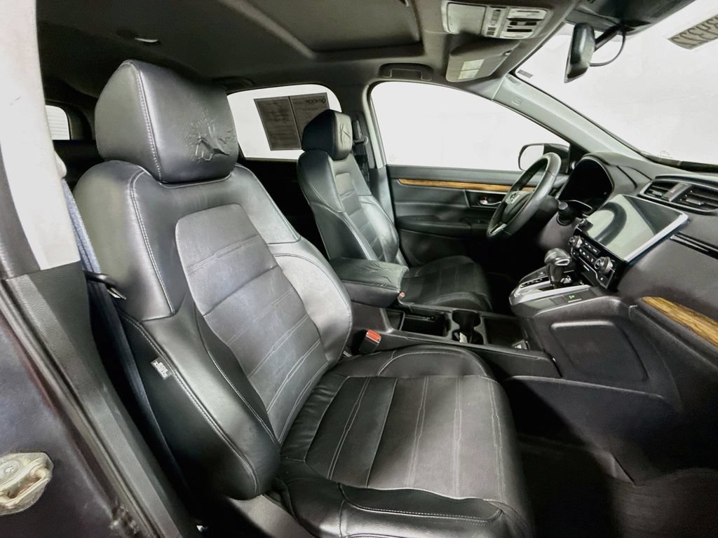 Used 2019 Honda CR-V Touring image 29