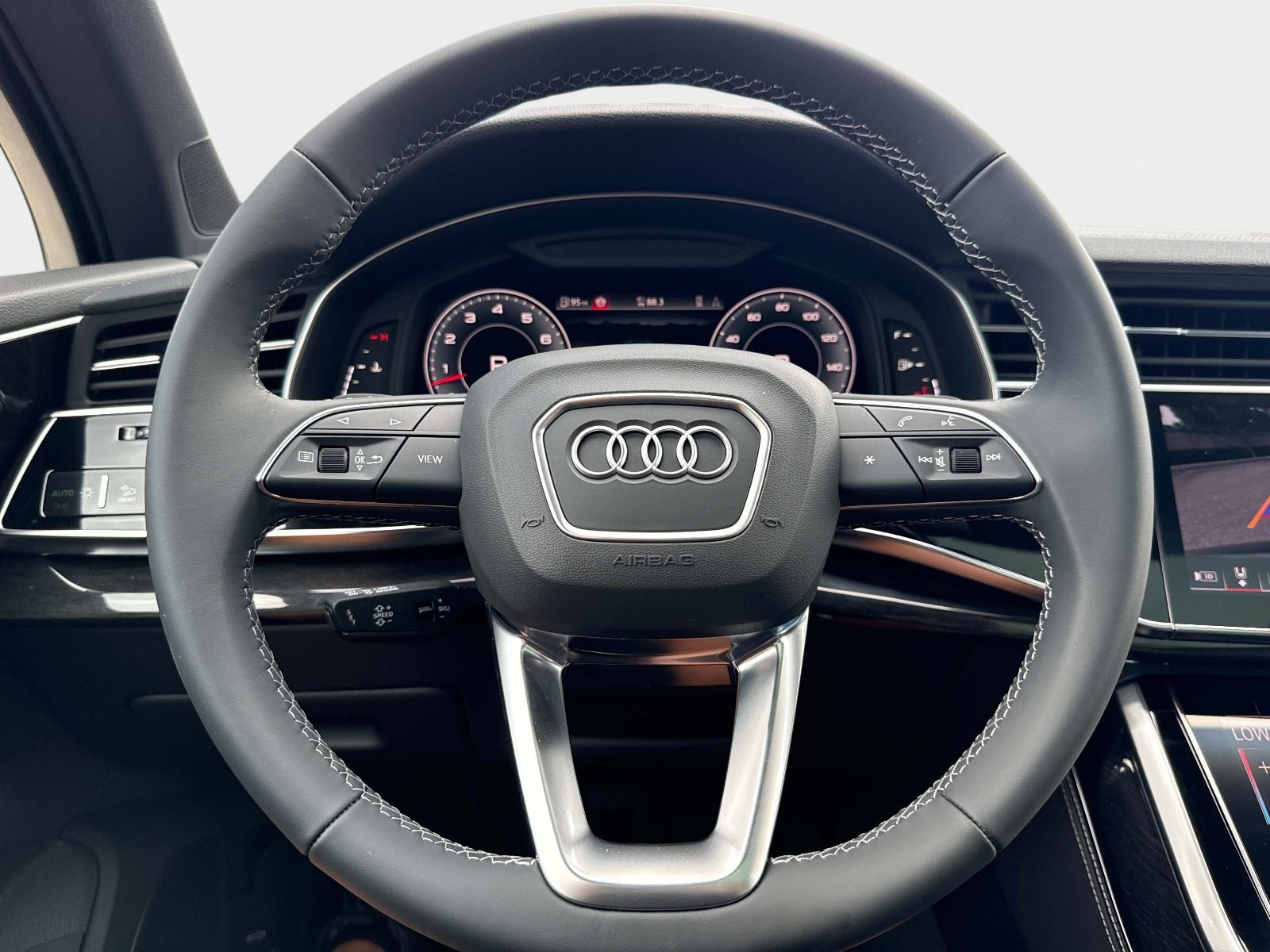 New 2026 Audi Q7 Premium Plus AWD/4WD image 28