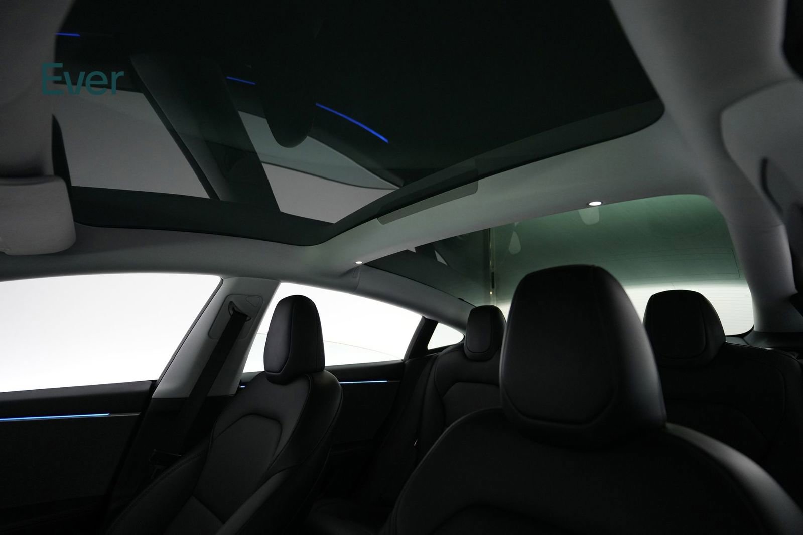 Used 2024 Tesla Model 3 Standard Range RWD image 25