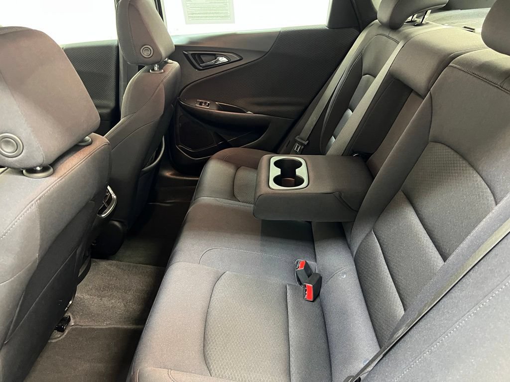 Used 2025 Chevrolet Malibu LT FWD image 29