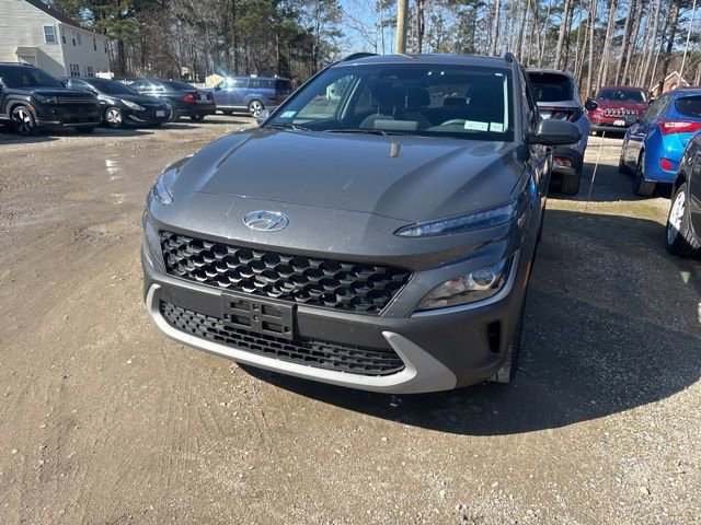 Used 2023 Hyundai Kona SEL w/ Cargo Package image 4
