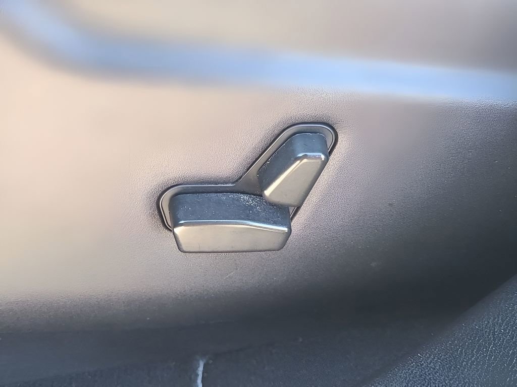 Used 2021 Jeep Grand Cherokee Limited w/ Luxury Group II image 26