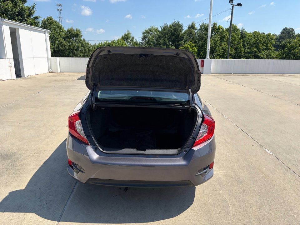 Used 2018 Honda Civic EX image 18