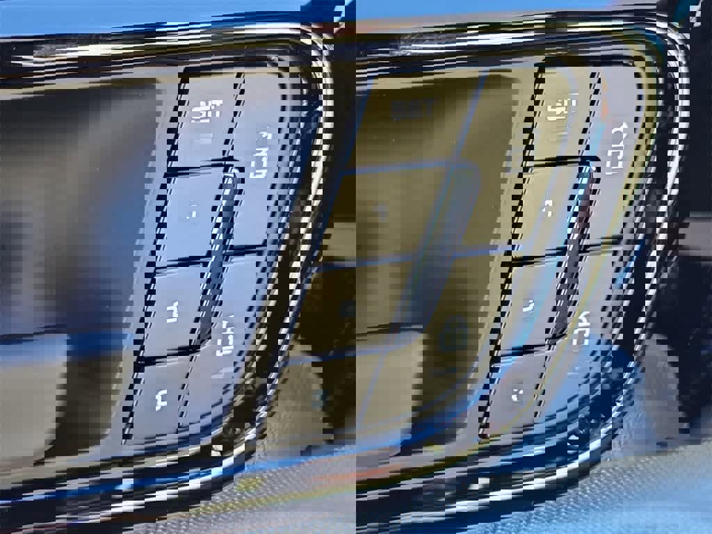 New 2026 Porsche Panamera 4 image 20