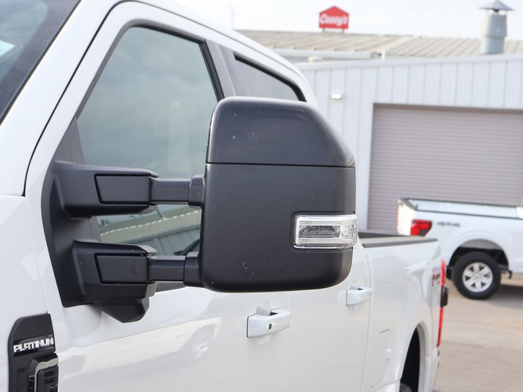 New 2026 Ford F250 Platinum image 3