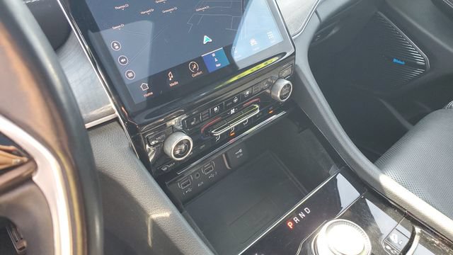 Certified 2021 Jeep Grand Cherokee L Overland w/ Luxury Tech Group IV AWD/4WD image 18