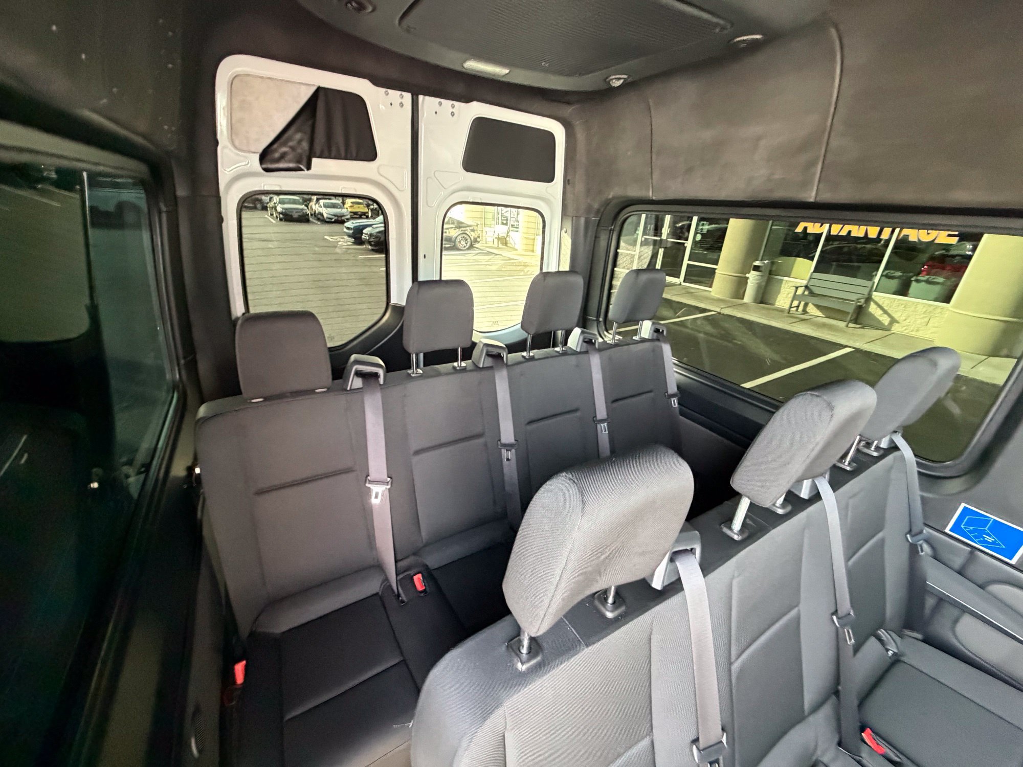 Used 2019 Mercedes-Benz Sprinter 2500 image 14