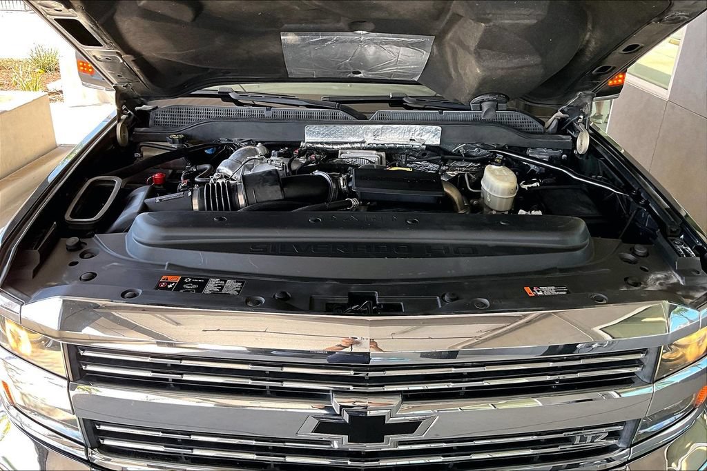Used 2018 Chevrolet Silverado 2500 LTZ w/ Duramax Plus Package RWD image 30
