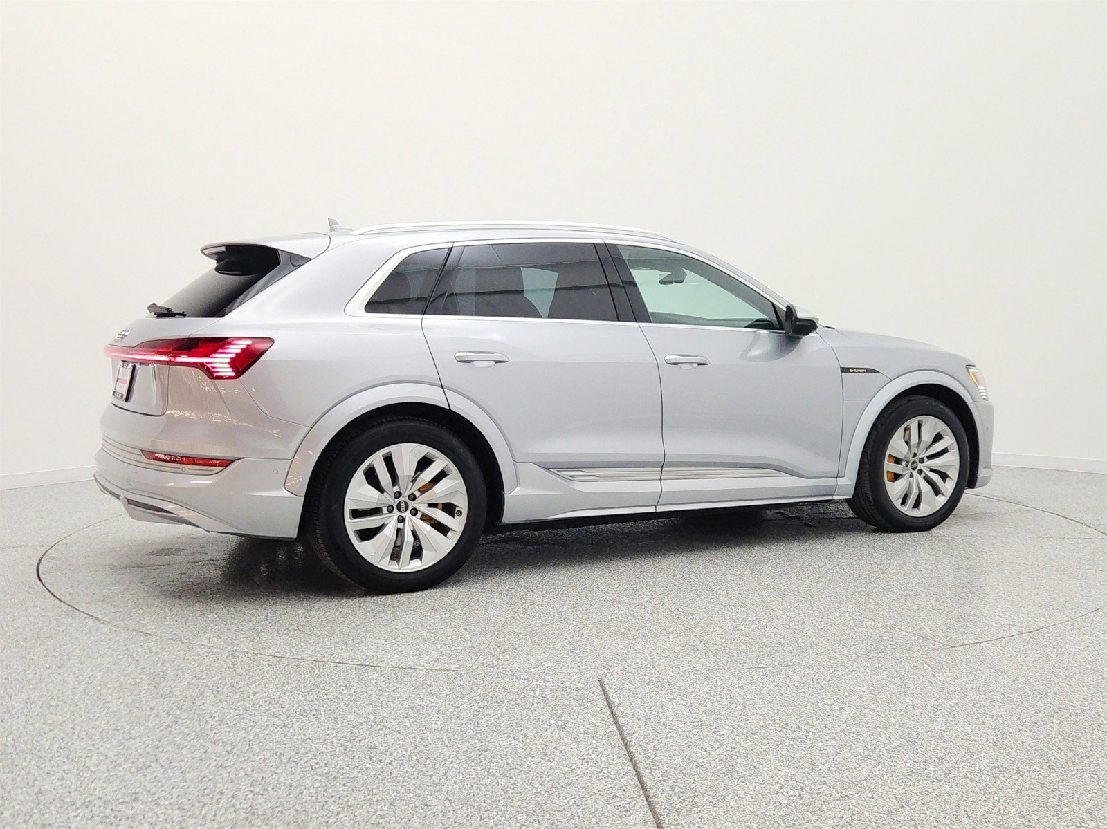 Used 2023 Audi e-tron S Prestige w/ Prestige Package AWD/4WD image 5