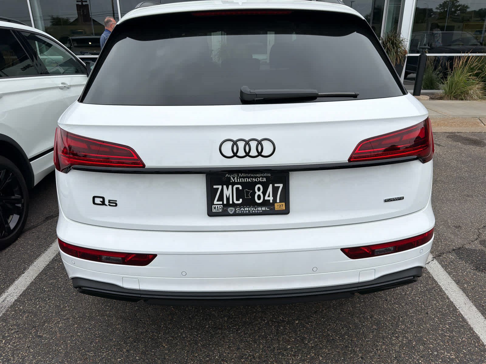 Used 2025 Audi Q5 2.0T Premium w/ Convenience Plus Package AWD/4WD image 4