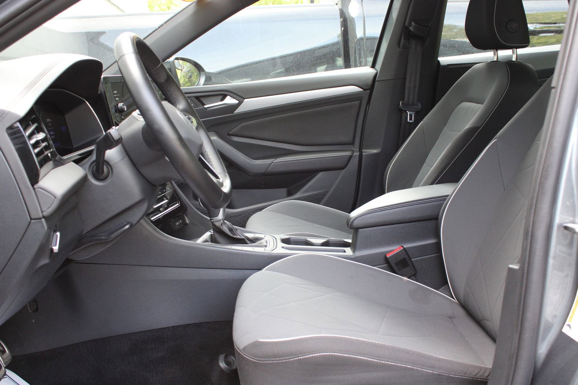 Used 2025 Volkswagen Jetta S FWD image 16