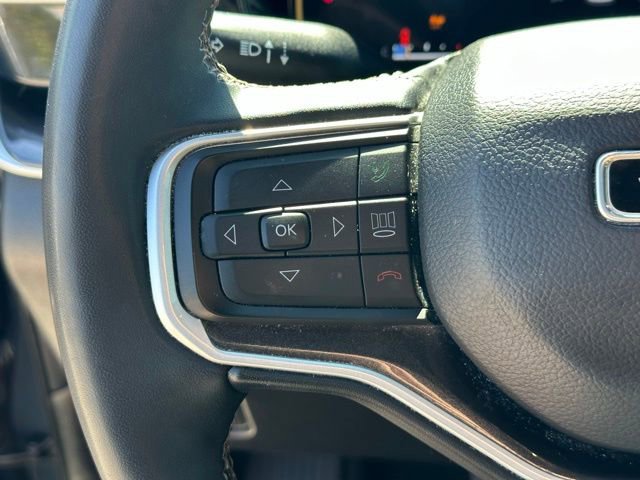 Used 2023 Jeep Wagoneer 4WD w/ Convenience Group I image 23