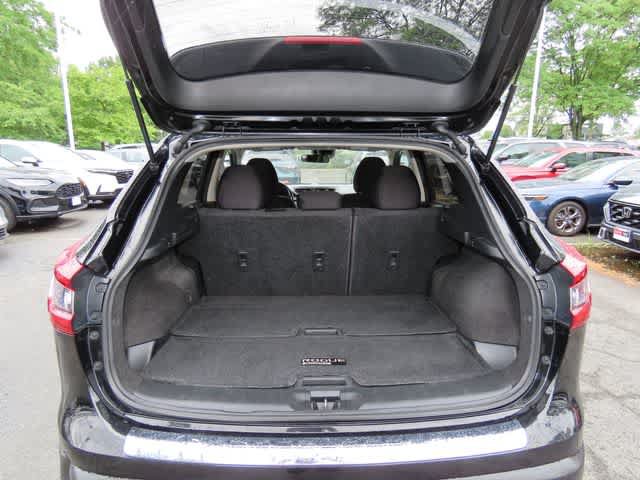 Used 2021 Nissan Rogue Sport SV AWD/4WD image 11