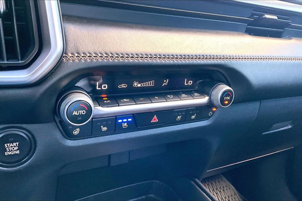 Used 2024 MAZDA CX-50 AWD 2.5 Turbo w/ Weather Package image 13