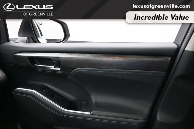 Used 2021 Toyota Highlander Limited FWD image 19