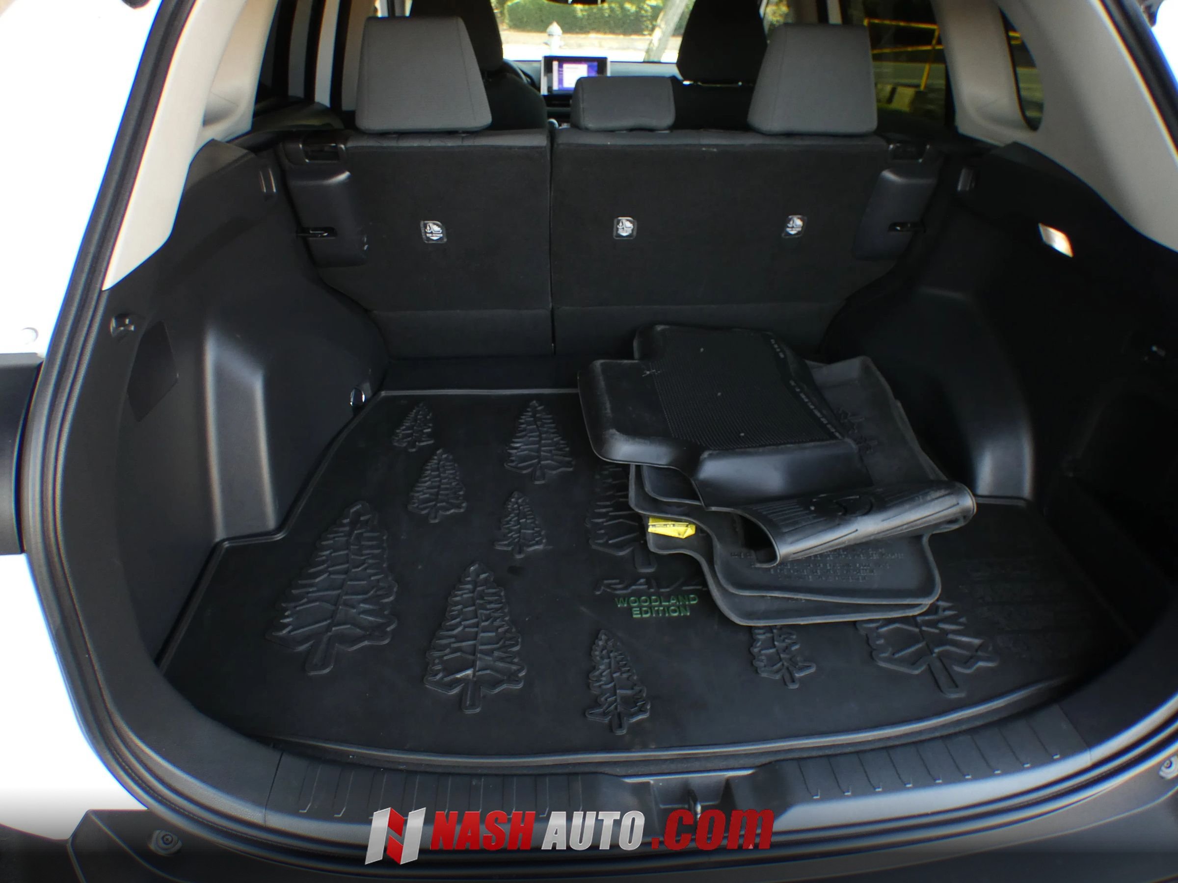 Used 2023 Toyota RAV4 AWD Hybrid image 75
