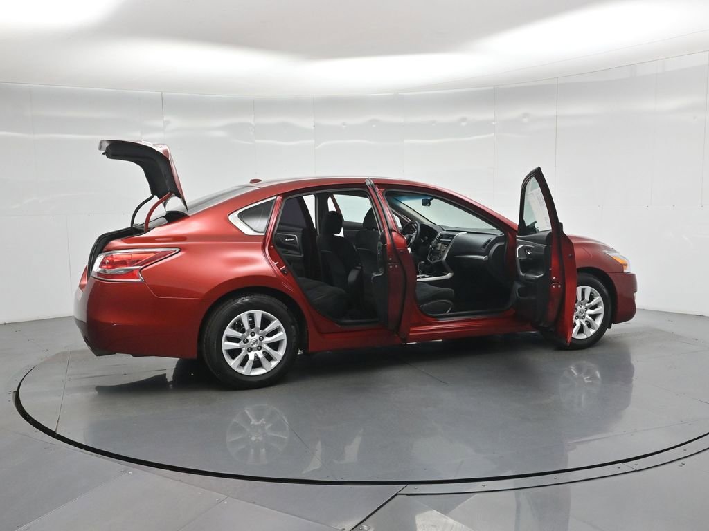 Used 2015 Nissan Altima 2.5 S w/ Power Driver Seat Package image 4