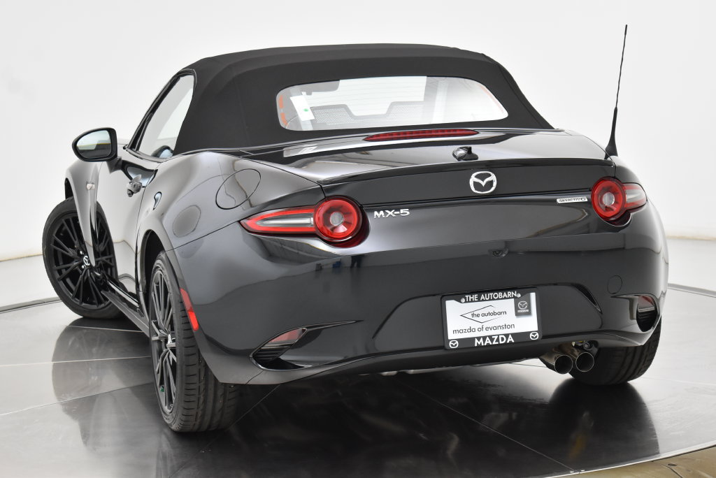 New 2026 MAZDA MX-5 Miata Club w/ Weather Package RWD image 7