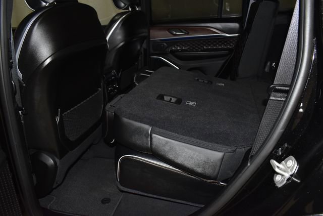 Used 2025 Jeep Grand Cherokee Summit w/ Adv Protech Group IV image 32