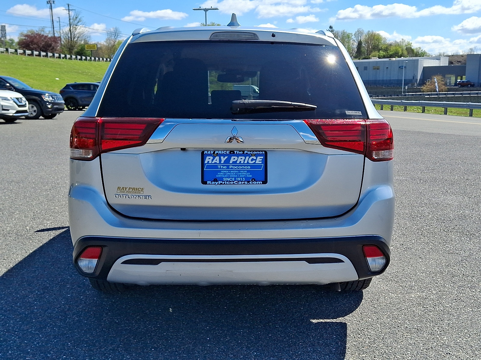 Used 2020 Mitsubishi Outlander ES AWD/4WD image 5