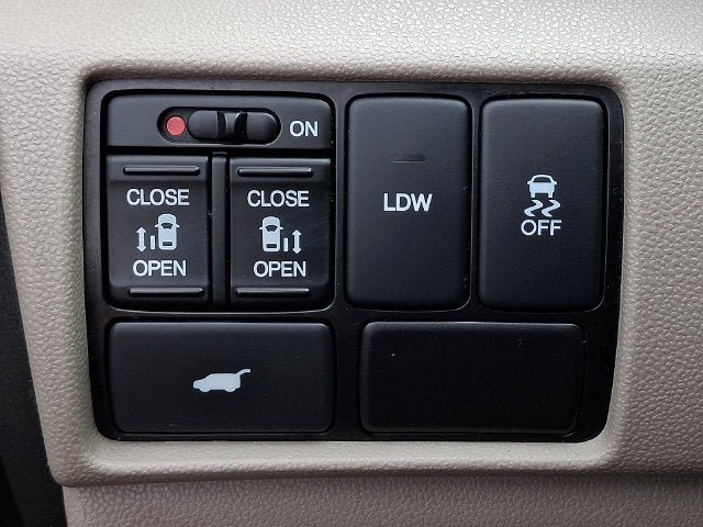 Used 2016 Honda Odyssey EX-L image 24