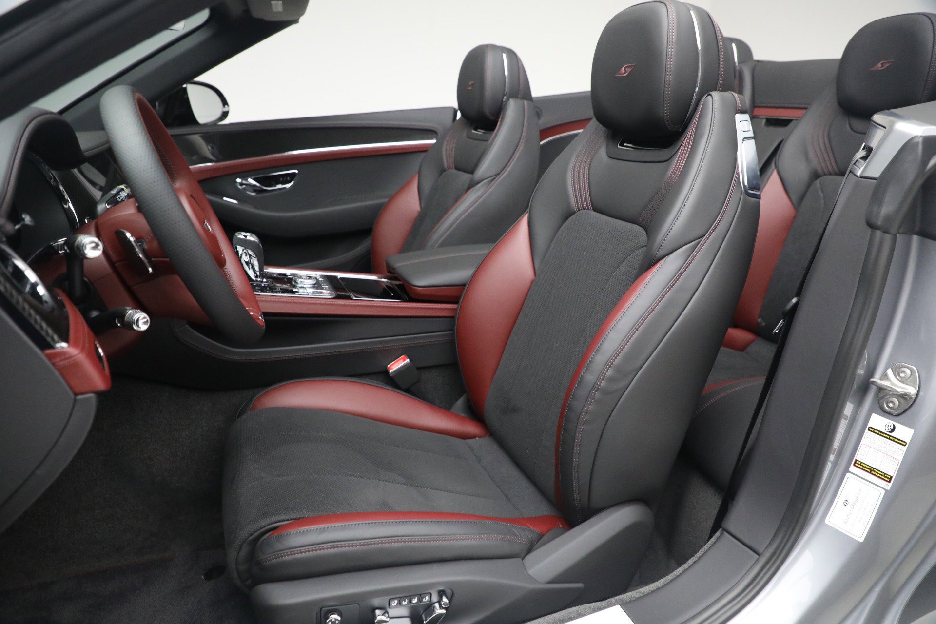 Certified 2023 Bentley Continental GT V8 image 36