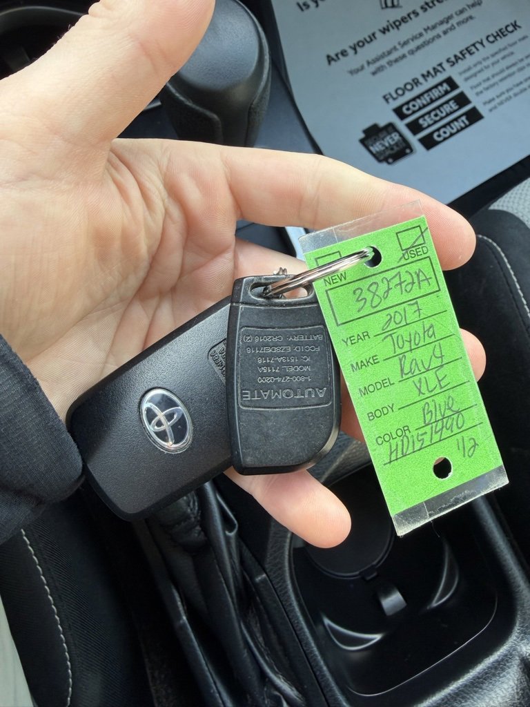 Used 2017 Toyota RAV4 XLE w/ All Weather Liner Package image 27