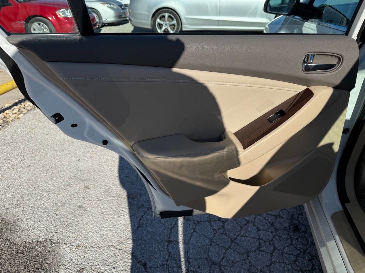 Used 2011 Nissan Altima 2.5 SL w/ 2.5SL Pkg image 17