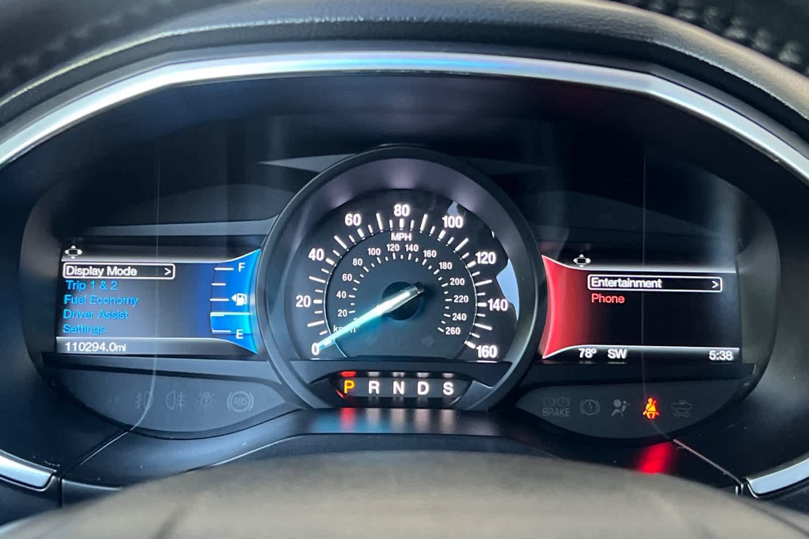 Used 2018 Ford Edge Titanium FWD image 28