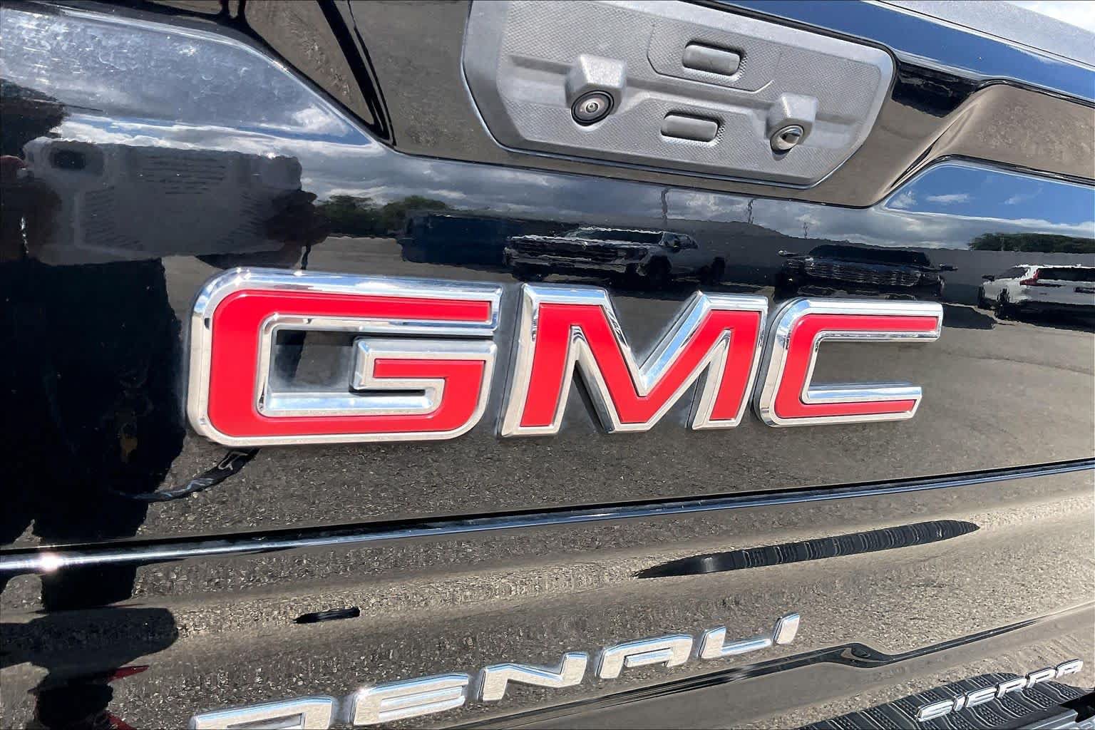 Used 2024 GMC Sierra 1500 Denali w/ Technology Package AWD/4WD image 31