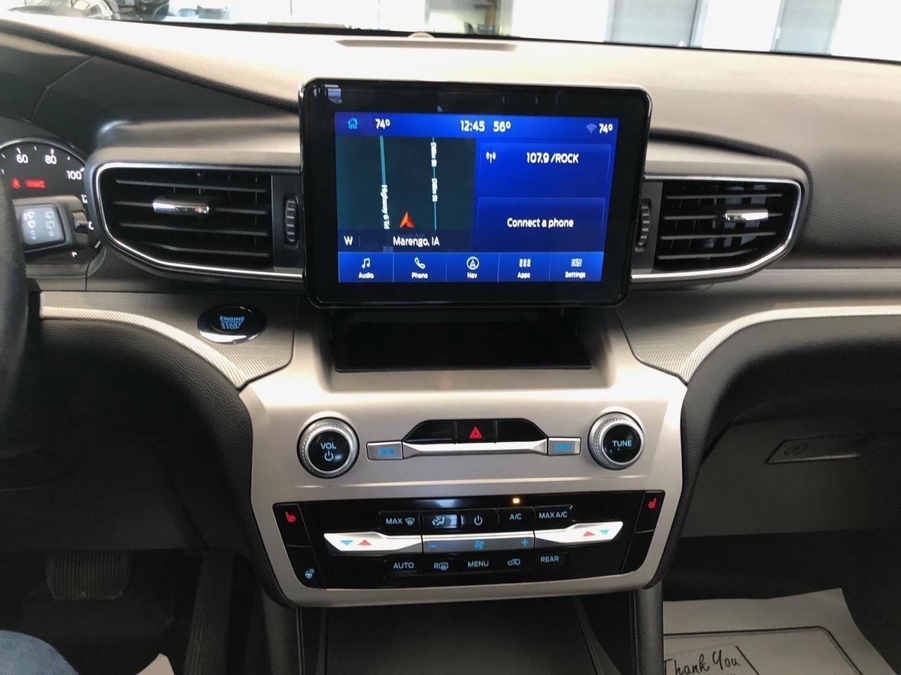 Used 2022 Ford Explorer XLT w/ Equipment Group 202A AWD/4WD image 18