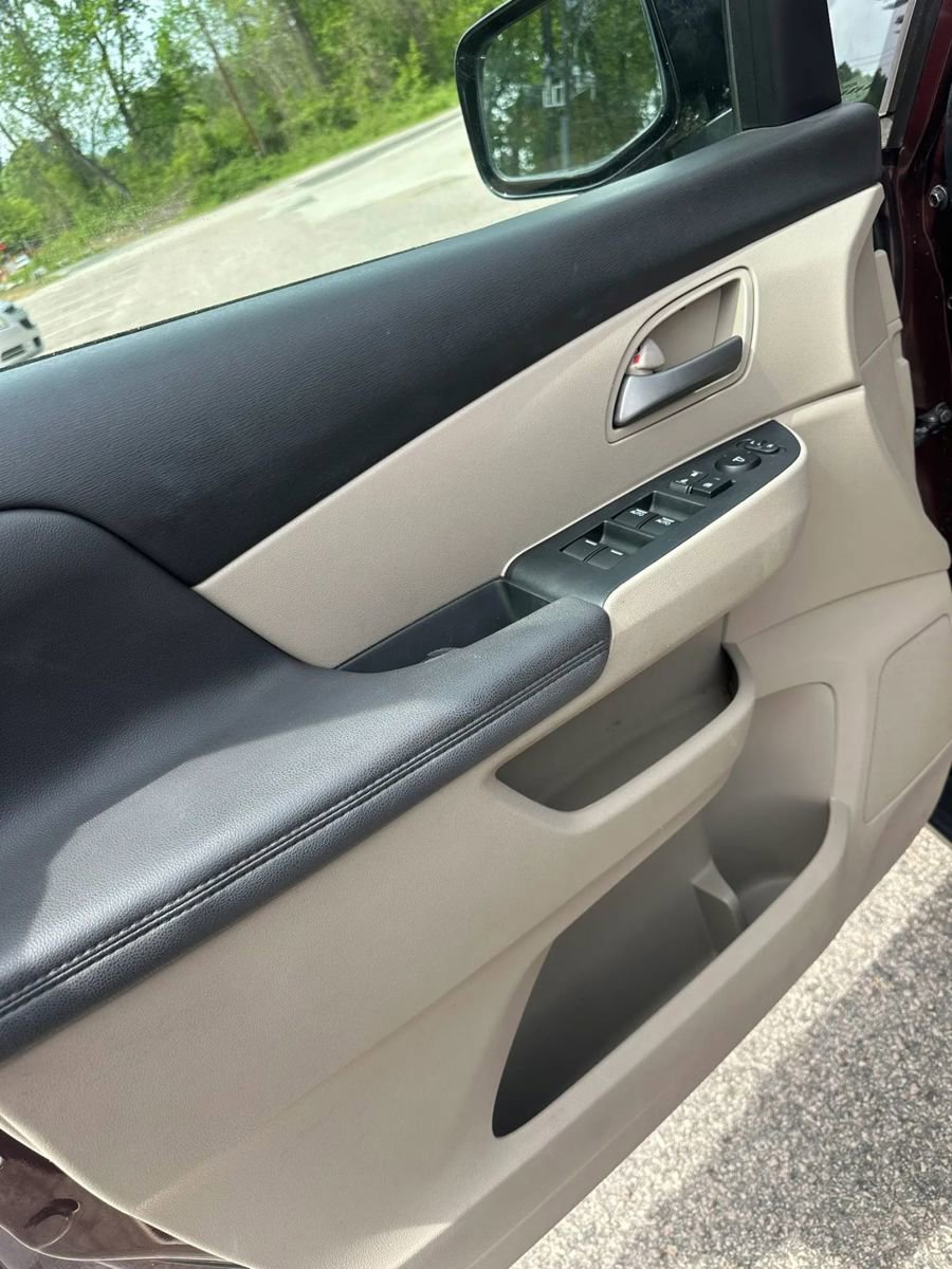 Used 2011 Honda Odyssey EX-L image 9