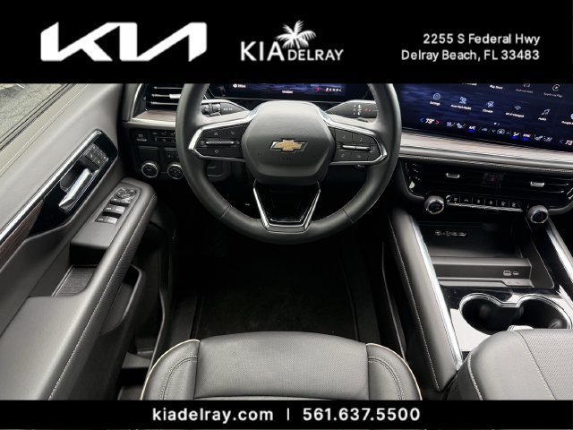 Used 2025 Chevrolet Tahoe Premier RWD image 13