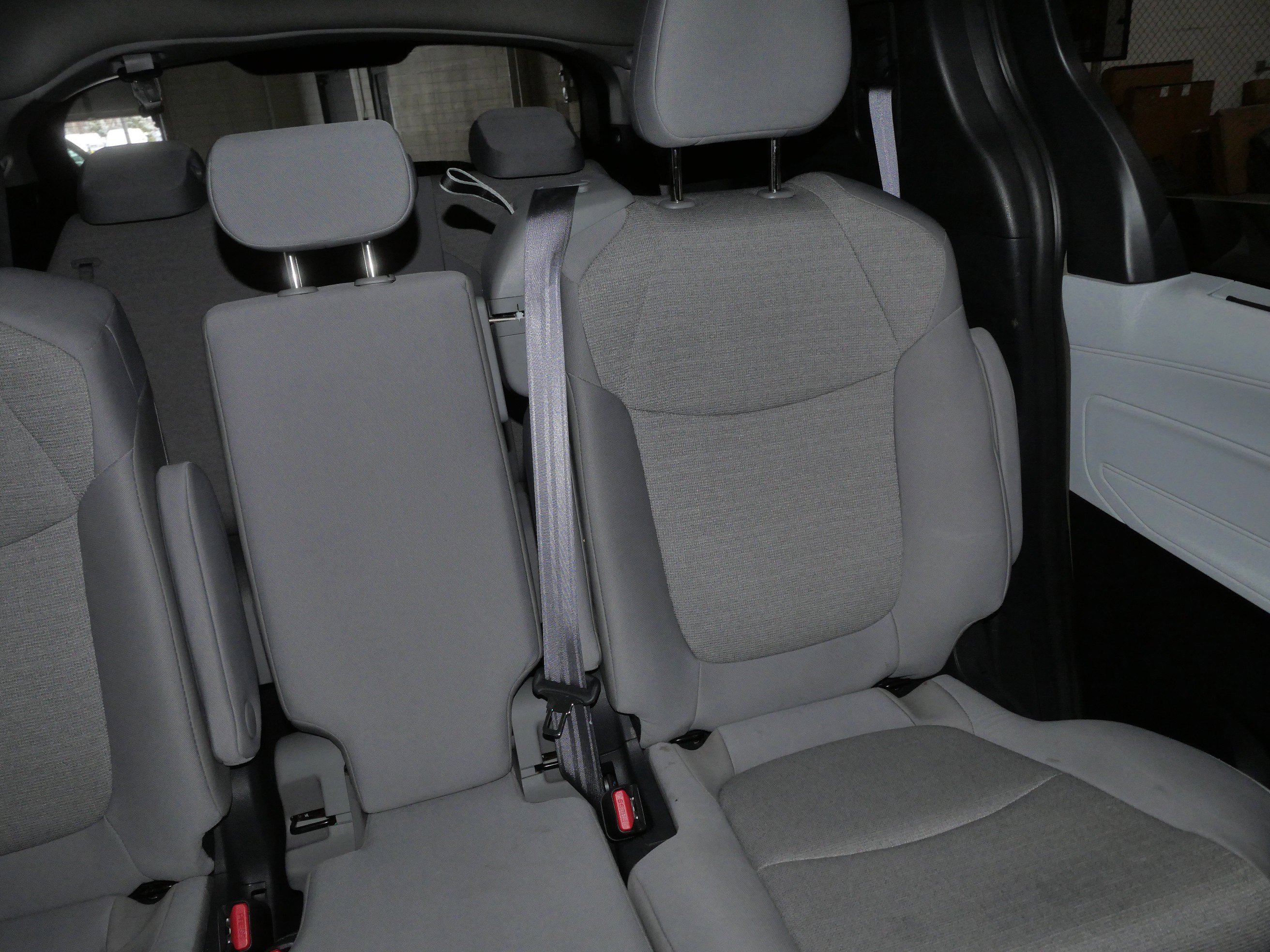 Certified 2025 Toyota Sienna LE image 15