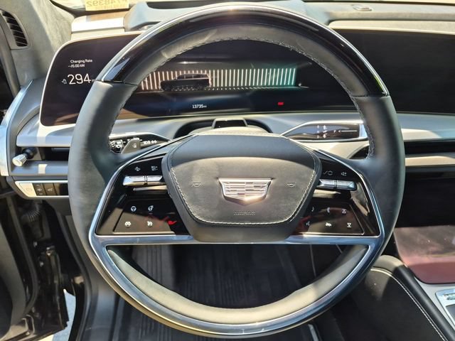 Used 2026 Cadillac Vistiq Platinum w/ LPO, Floor Liner Package AWD/4WD image 12