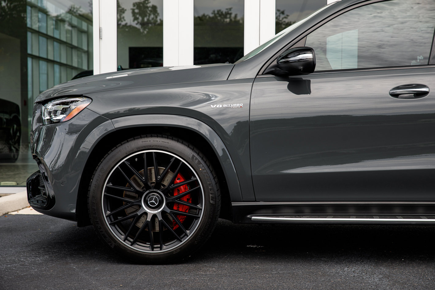 Used 2025 Mercedes-Benz GLS 63 AMG 4MATIC image 7