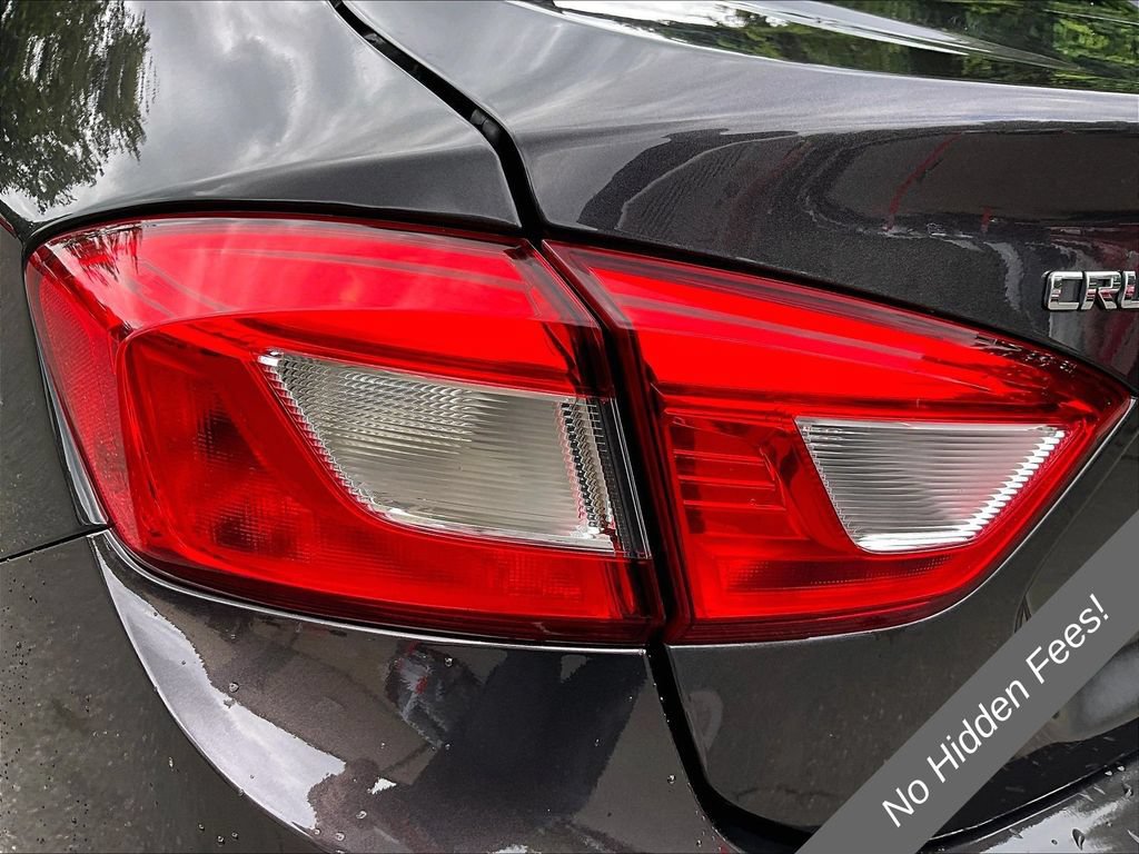 Used 2017 Chevrolet Cruze Premier FWD image 26