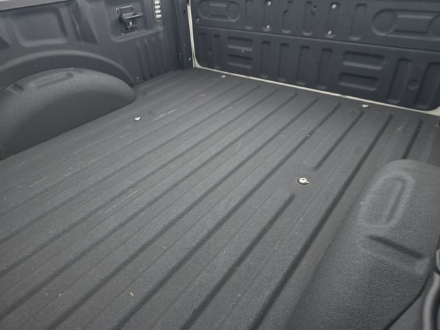 Used 2017 Ford F150 Platinum w/ Equipment Group 701A Luxury AWD/4WD image 11