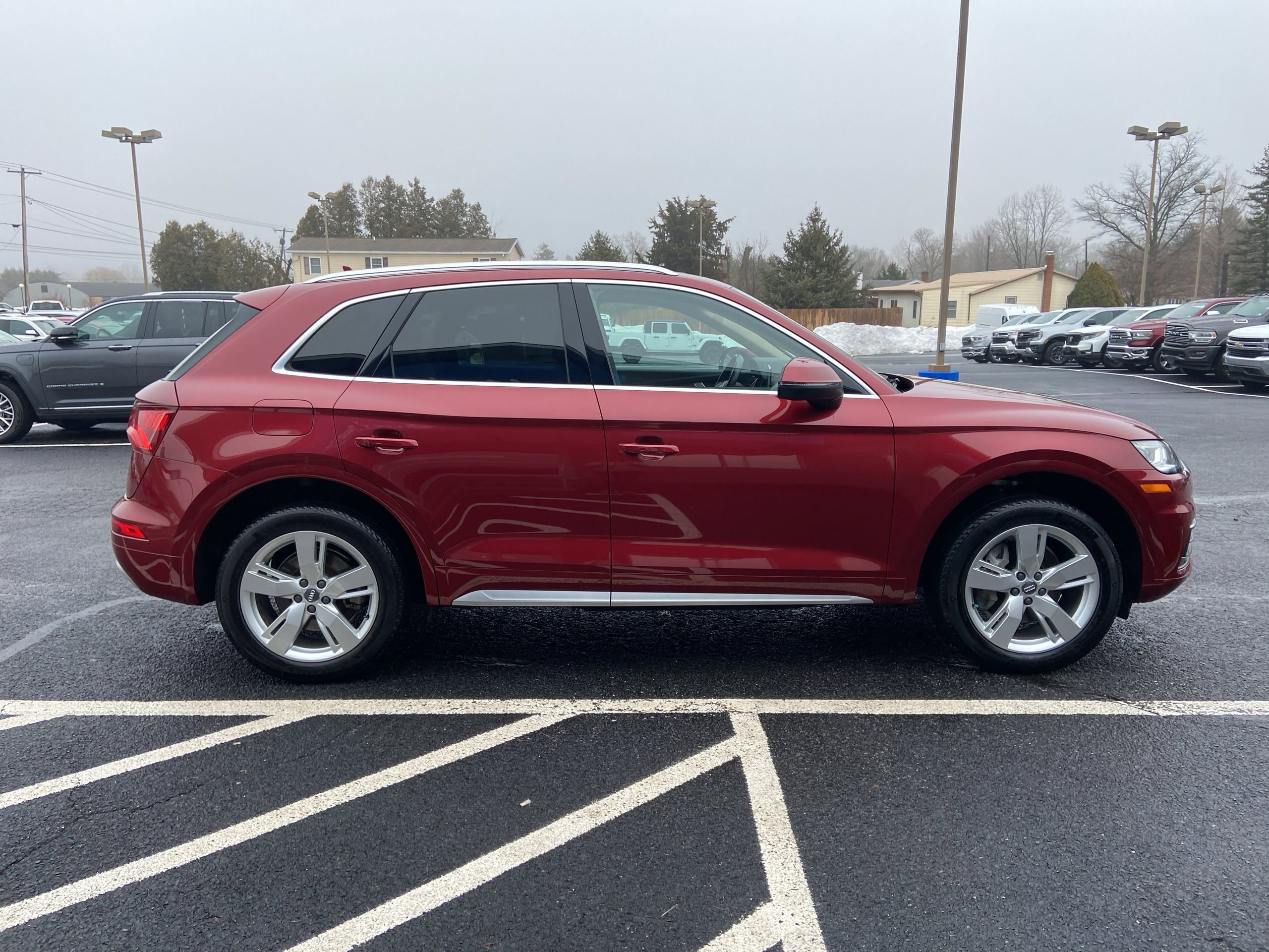Used 2018 Audi Q5 2.0T Premium Plus w/ Premium Plus Package AWD/4WD image 7