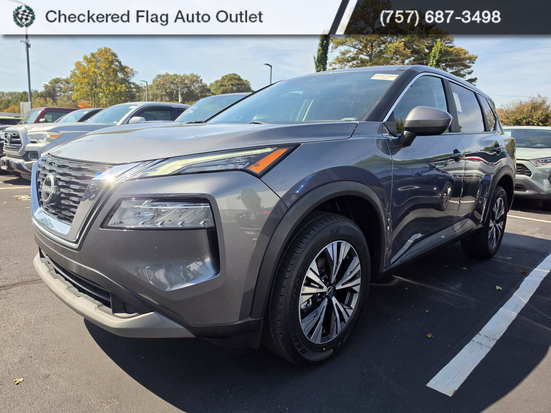 Used 2023 Nissan Rogue SV AWD/4WD image 1